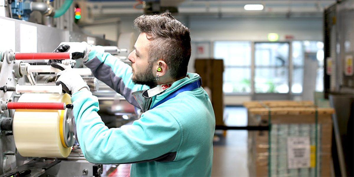 Philip Morris: in Italia investimenti fino a 600 milioni di euro in tre anni Philip Morris: in Italia investimenti fino a 600 milioni di euro in tre anni