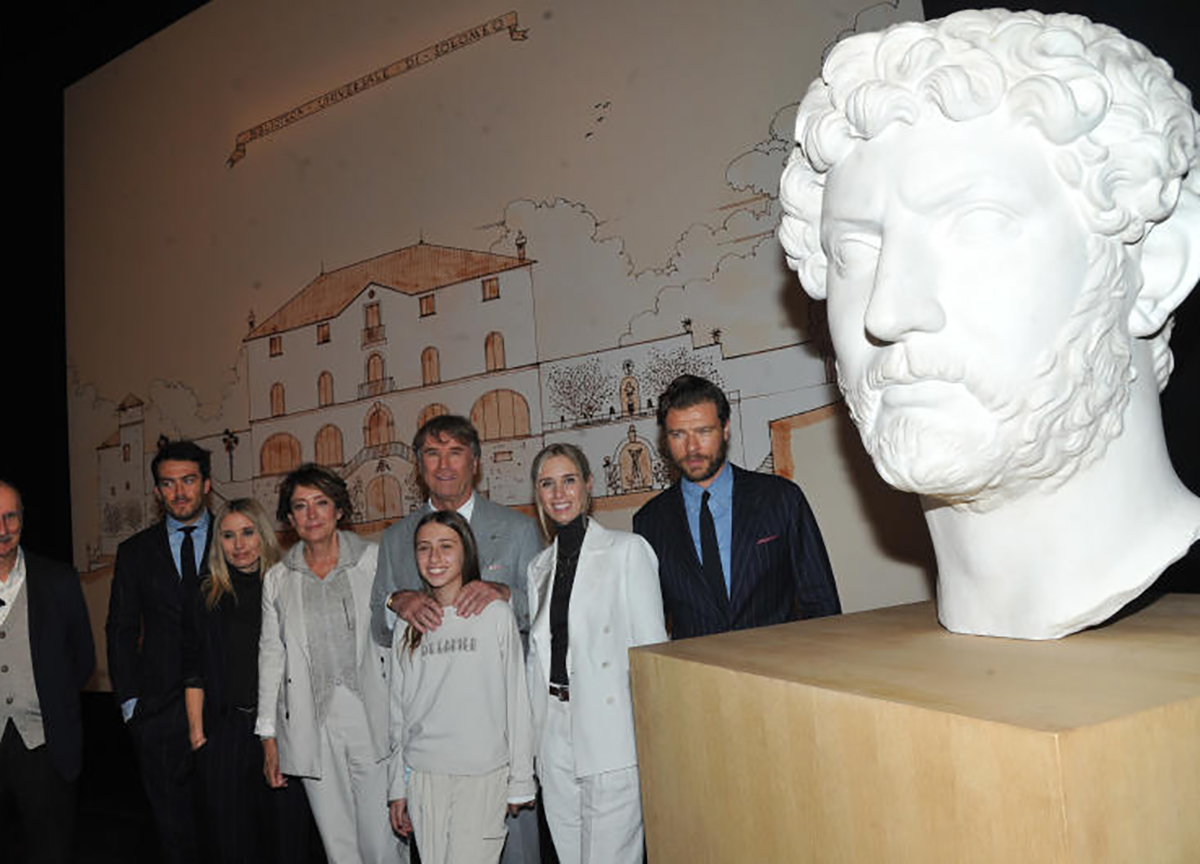 Cucinelli lancia la biblioteca universale di Solomeo. Ma ci è o ci fa? VIDEO