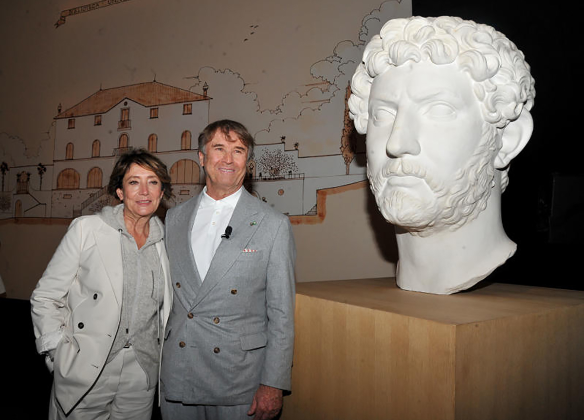 Cucinelli lancia la biblioteca universale di Solomeo. Ma ci è o ci fa? VIDEO