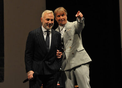 Cucinelli lancia la biblioteca universale di Solomeo. Ma ci è o ci fa? VIDEO