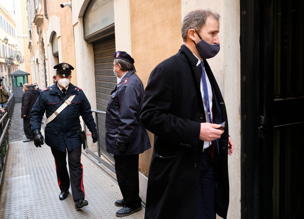 M5s, guai per la vicenda soldi Venezuela. Primo indagato: il console a Milano