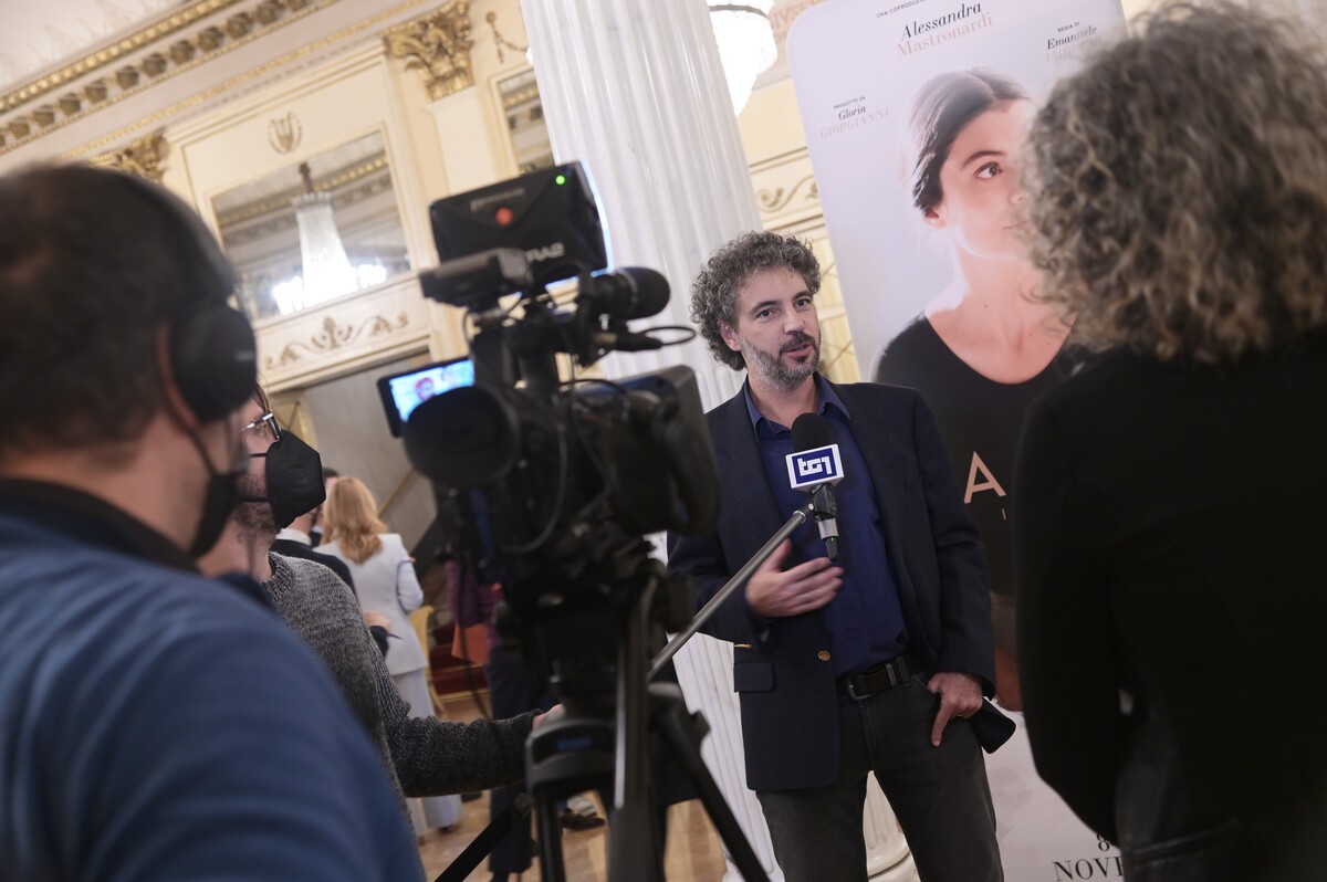 Carla un film per un ricordo nel tempo