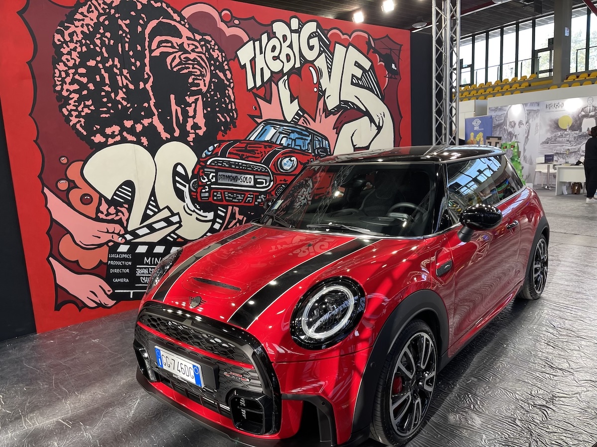 20 anni di  Mini raccontati dai due street artists Solo & Diamond