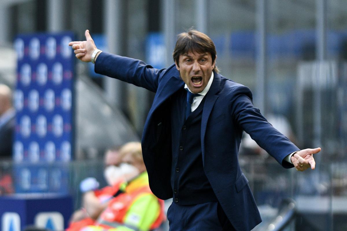 Antonio Conte al Tottenham: contratto al 2023 per l’ex mister di Inter e Juve Antonio Conte al Tottenham: contratto al 2023 per l’ex mister di Inter e Juve