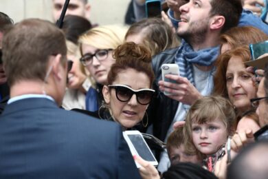 Celine Dion, malattia più grave del previsto: “Paralizzata e con dolori”