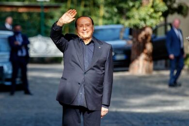 Gianni Letta, Avezzano dice sì alla sua richiesta. Mausoleo di 15 metri quadri