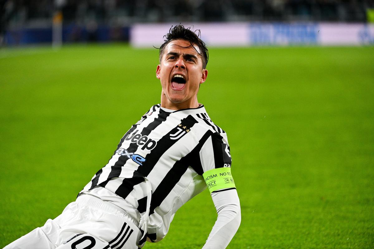 Dybala supera Platini e gli fa un ‘omaggio’. Juventus agli ottavi di Champions