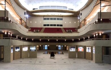 Milano, riapertura del Teatro Lirico: un concorso per il messaggio simbolo