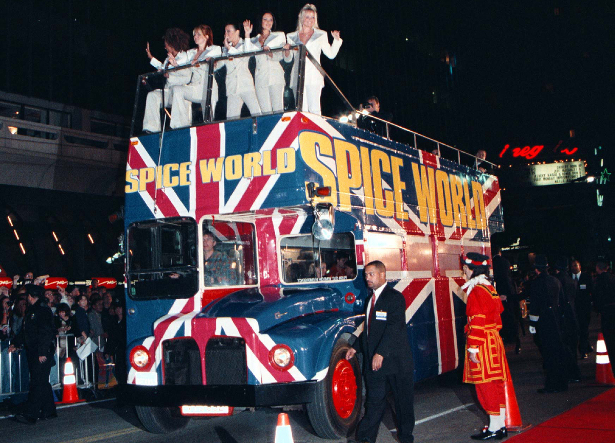 Spice Girls: la docu-serie che celebra 25 anni di “Girl Power” – FOTO & VIDEO Spice Girls: la docu-serie che celebra 25 anni di “Girl Power” – FOTO & VIDEO