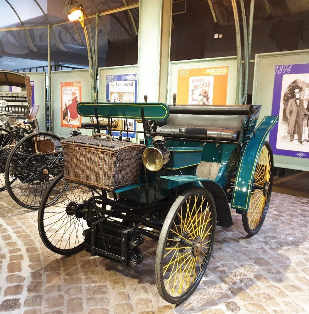 L’Aventure Peugeot protagonista al Salone Epoqu’Auto di Lione L’Aventure Peugeot protagonista al Salone Epoqu’Auto di Lione