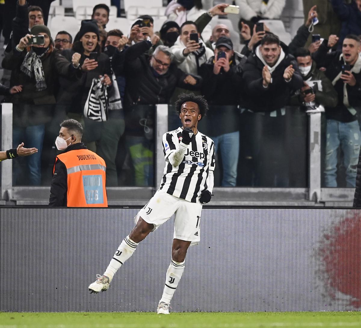 Cuadrado rilancia la Juventus: Fiorentina ko. “Siamo una famiglia”