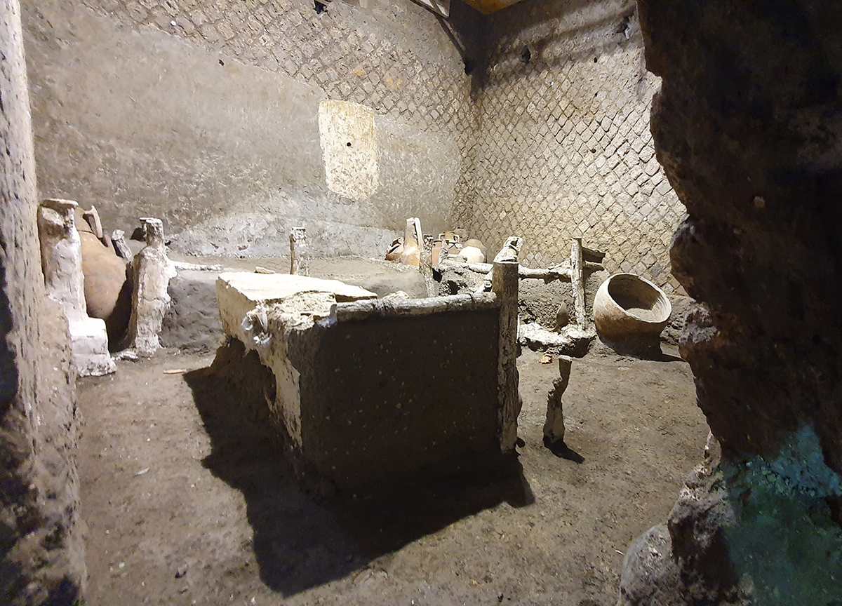 Pompei, riemerge la “stanza degli schiavi”: nuova scoperta. FOTO