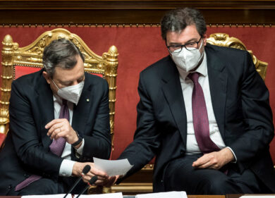 Draghi, premier per grazia ricevuta che ha messo la democrazia tra parentesi