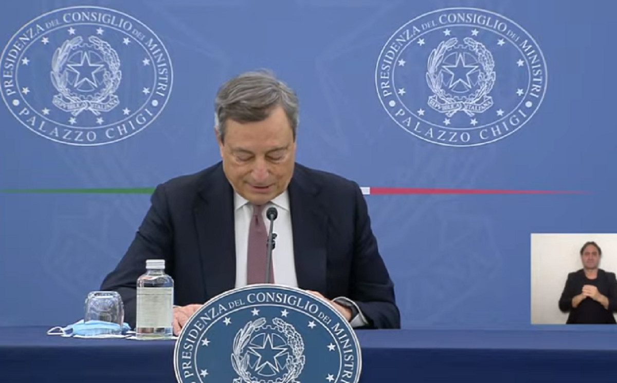 Draghi, premier per grazia ricevuta che ha messo la democrazia tra parentesi Draghi, premier per grazia ricevuta che ha messo la democrazia tra parentesi
