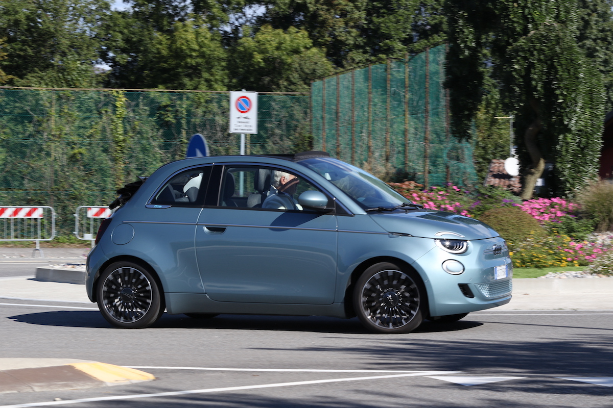 La Nuova 500 Cabrio apre l’era 100% elettrica di Fiat La Nuova 500 Cabrio apre l’era 100% elettrica di Fiat