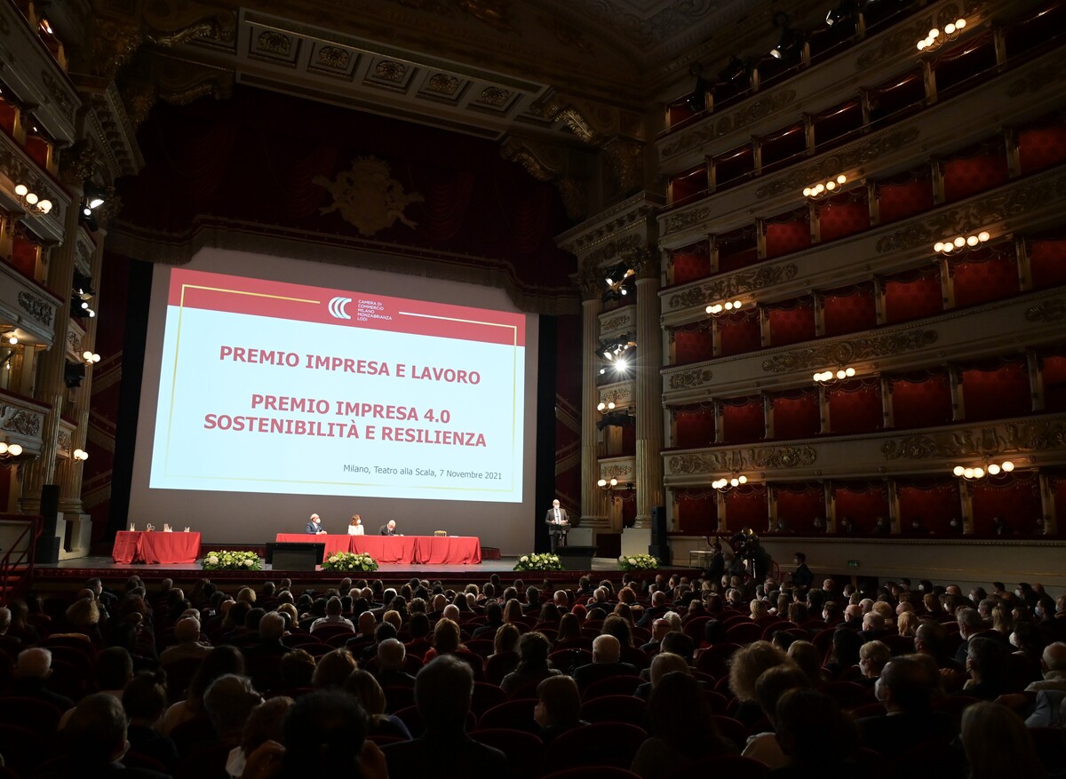 Premio Impresa e Lavoro per una nuova ripartenza alla Scala di Milano Premio Impresa e Lavoro per una nuova ripartenza alla Scala di Milano