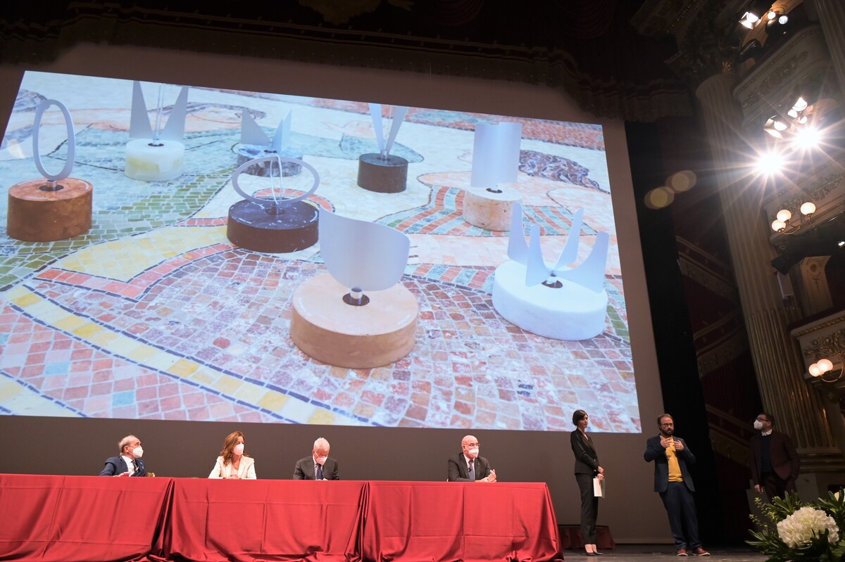 Premio Impresa e Lavoro per una nuova ripartenza alla Scala di Milano Premio Impresa e Lavoro per una nuova ripartenza alla Scala di Milano