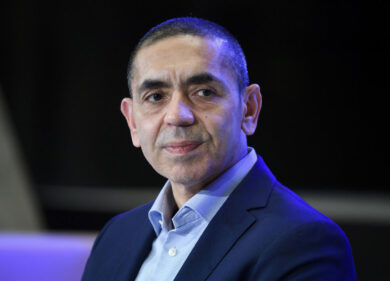 BioNTech, la campagna vaccinale fa volare il fatturato: +10000%