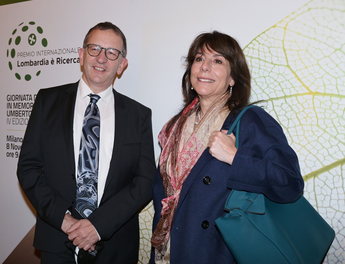 Premio Internazionale Lombardia è Ricerca premiati scienziati che hanno scoperto l’idrogeno verde. Premio Internazionale Lombardia è Ricerca premiati scienziati che hanno scoperto l’idrogeno verde.