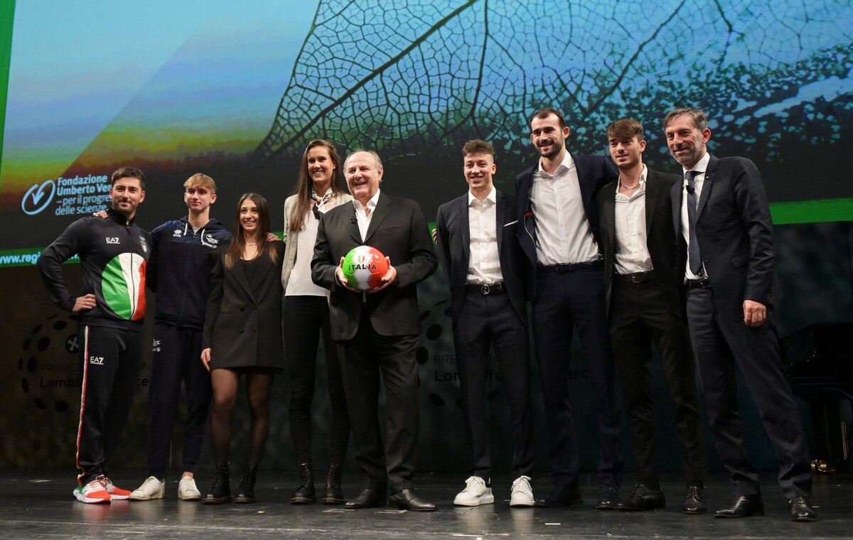 Premio Internazionale Lombardia è Ricerca premiati scienziati che hanno scoperto l’idrogeno verde. Premio Internazionale Lombardia è Ricerca premiati scienziati che hanno scoperto l’idrogeno verde.
