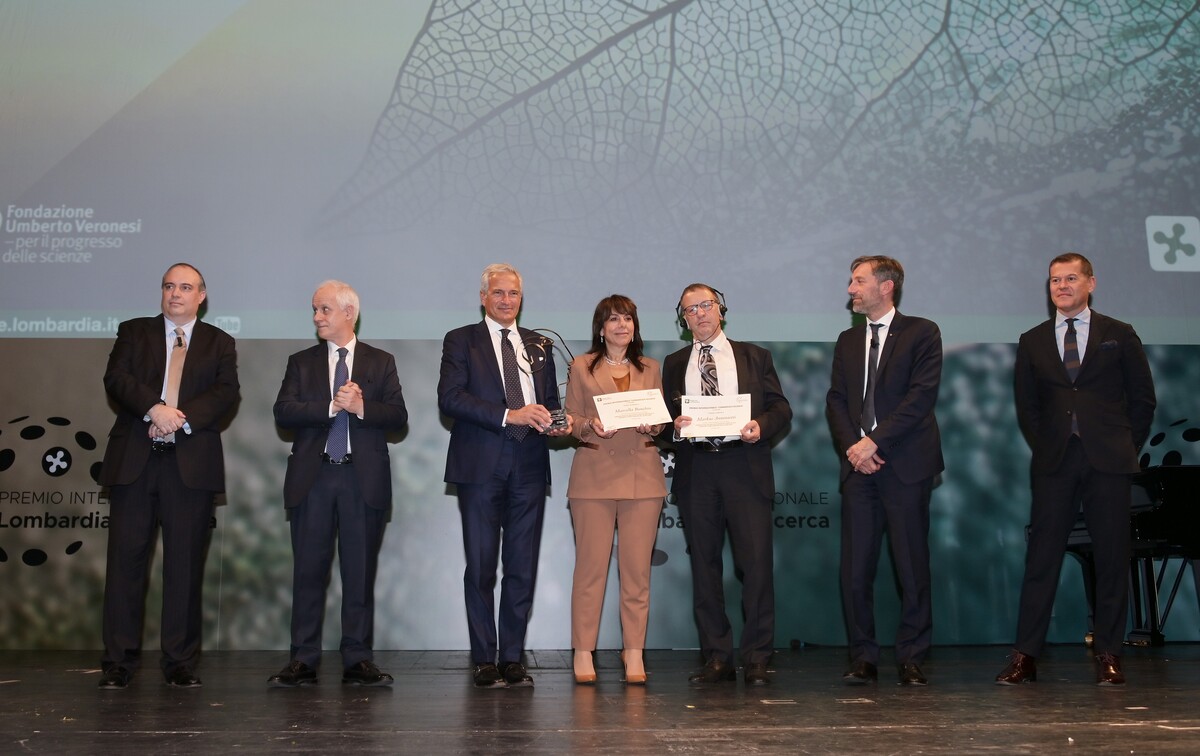 Premio Internazionale Lombardia è Ricerca premiati scienziati che hanno scoperto l’idrogeno verde. Premio Internazionale Lombardia è Ricerca premiati scienziati che hanno scoperto l’idrogeno verde.