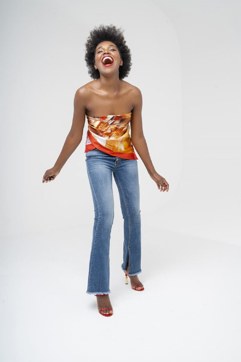 Fashion, tutta la magia dell’Africa nella nuova collezione di Erla. FOTO