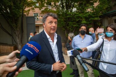 Finanziamenti Renzi e rapporti M5s-Venezuela, il Copasir chiede gli atti