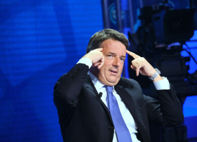 Renzi, il conto corrente e la lite con Conte: riflessione per fare chiarezza