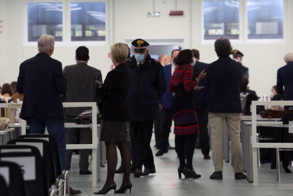 Bibbiano, condanne: 4 anni a psicoterapeuta Foti. Sindaco rinviato a giudizio Bibbiano, condanne: 4 anni a psicoterapeuta Foti. Sindaco rinviato a giudizio