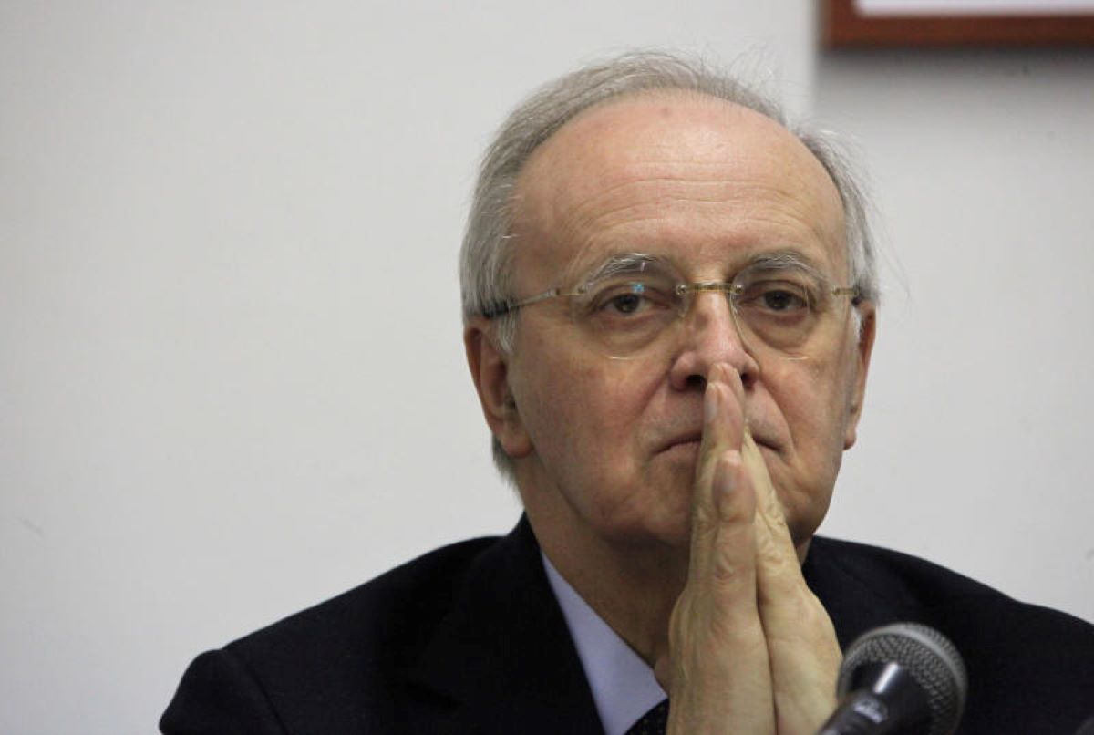 Davigo: “Mani pulite un’occasione mancata. Volevo sottrarmi, poi Falcone morì” Davigo: “Mani pulite un’occasione mancata. Volevo sottrarmi, poi Falcone morì”