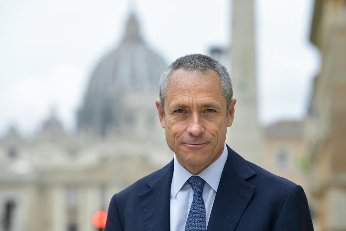 Poste Italiane brilla nel 3º trimestre: l’utile balza del 14%, ricavi a 2,8mld Poste Italiane brilla nel 3º trimestre: l’utile balza del 14%, ricavi a 2,8mld
