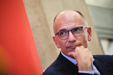 Regionali, Letta: “Sfidiamo il cdx in Lombardia”. Il nome entro l’estate 2022