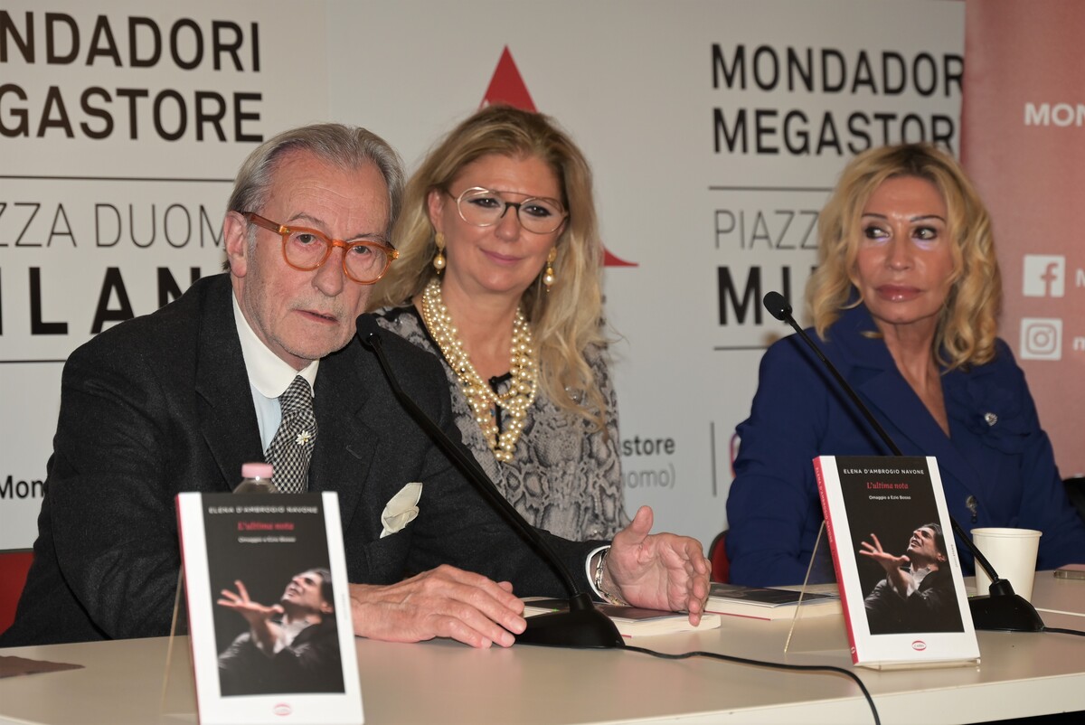 Elena D’Ambrogio un libro di sensazioni e ricordi su Ezio Bosso Elena D’Ambrogio un libro di sensazioni e ricordi su Ezio Bosso