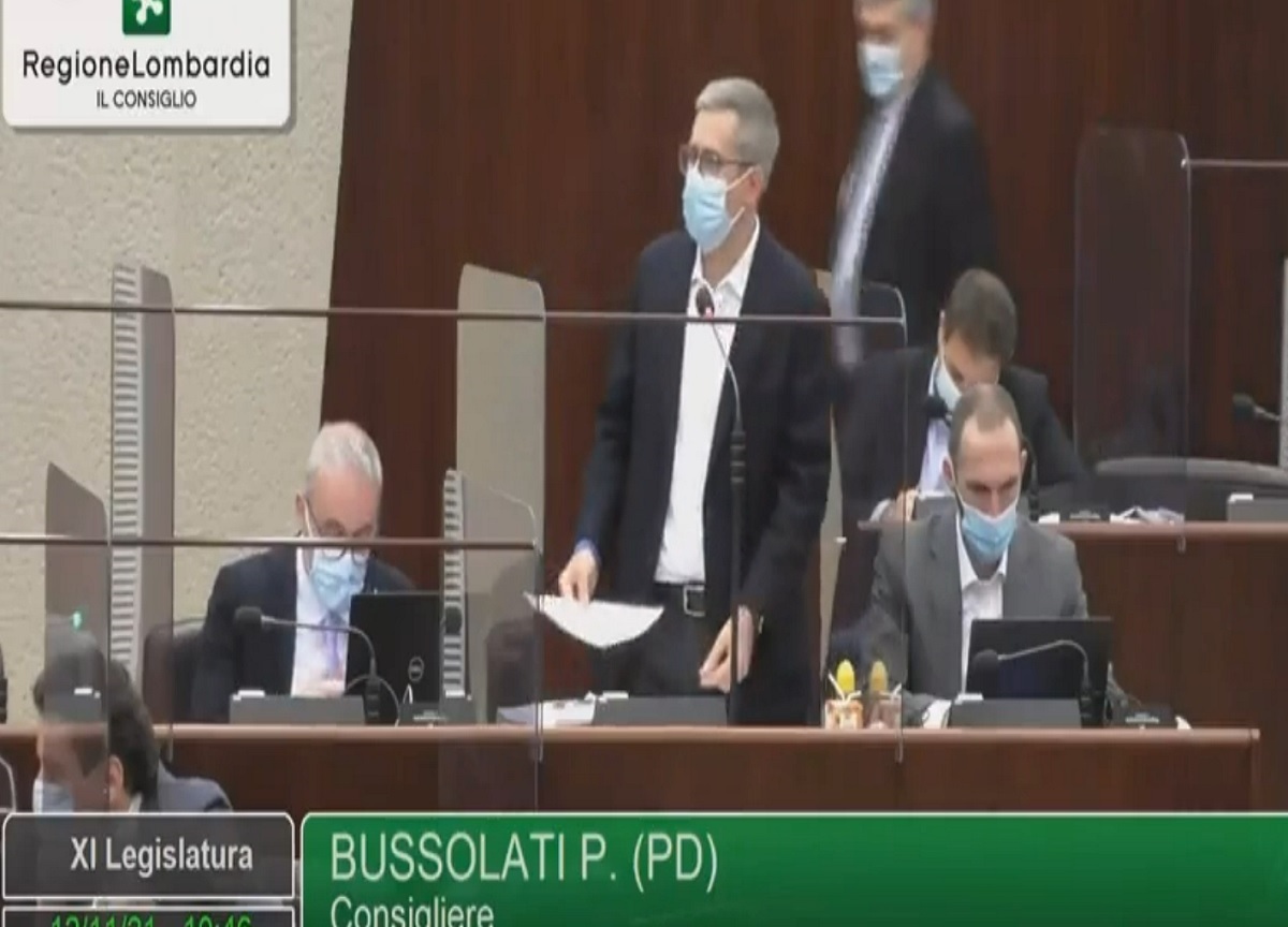 Maratona riforma sanità, intervento fiume di Bussolati: “Parlo 8 ore”. VIDEO Maratona riforma sanità, intervento fiume di Bussolati: “Parlo 8 ore”. VIDEO