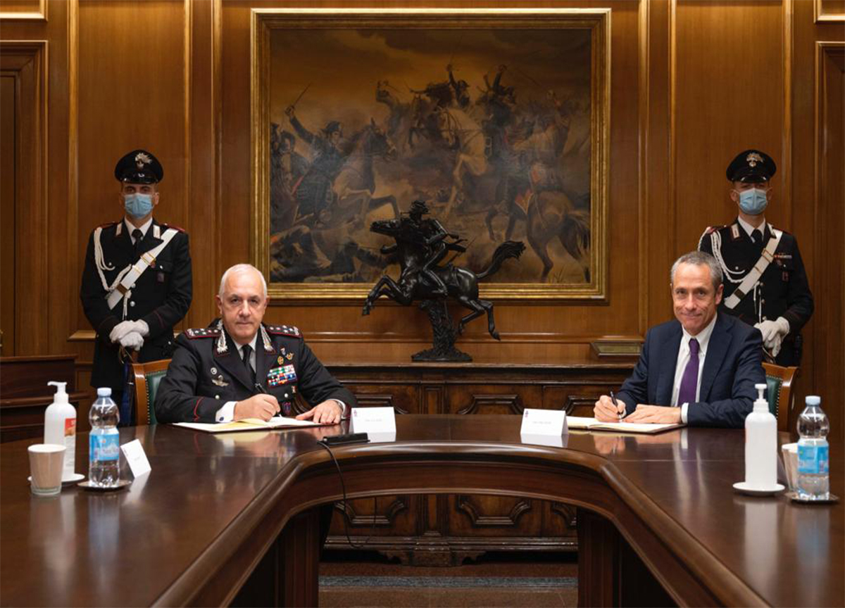 Poste Italiane e Arma dei Carabinieri: insieme per la legalità nel lavoro Poste Italiane e Arma dei Carabinieri: insieme per la legalità nel lavoro
