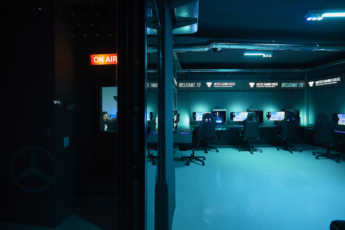 Mercedes inaugura la casa degli eSport nel cuore Roma Mercedes inaugura la casa degli eSport nel cuore Roma