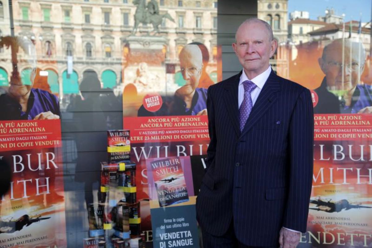 Morto lo scrittore Wilbur Smith, maestro dell’avventura da 140 mln di copie Morto lo scrittore Wilbur Smith, maestro dell’avventura da 140 mln di copie