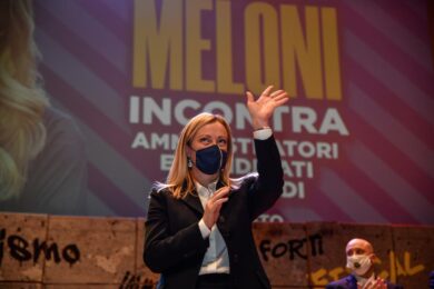 Giorgia Meloni vuole un grande partito conservatore: fermento nel centrodestra