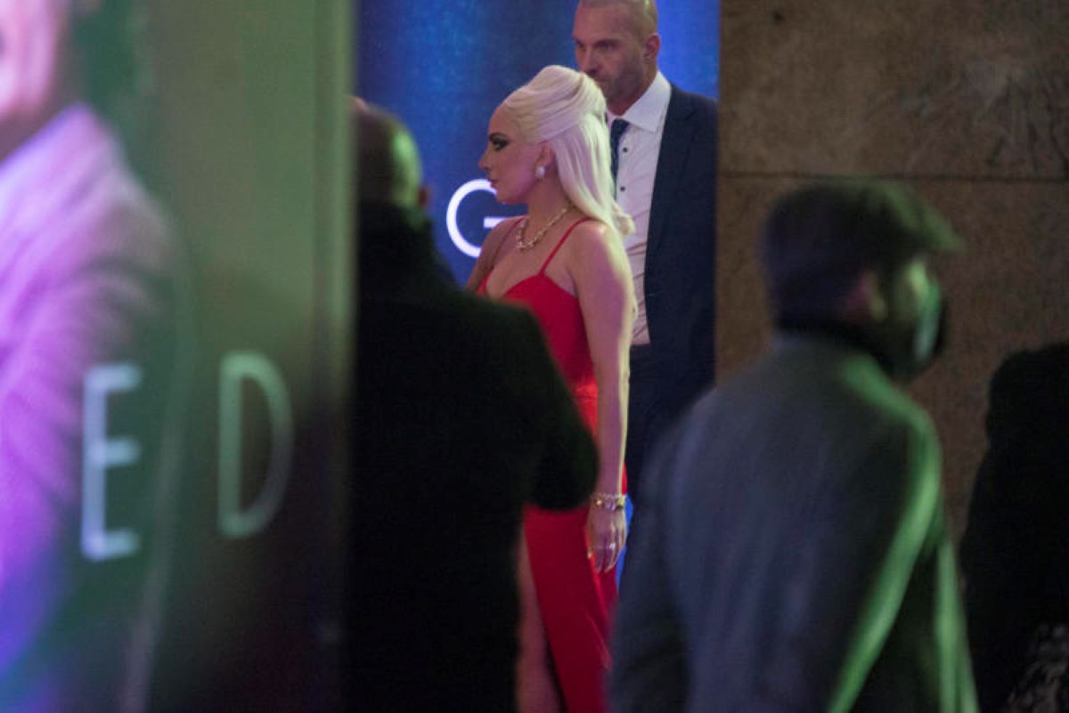 Lady Gaga a Milano all’anteprima di House of Gucci: video esclusivi di Affari