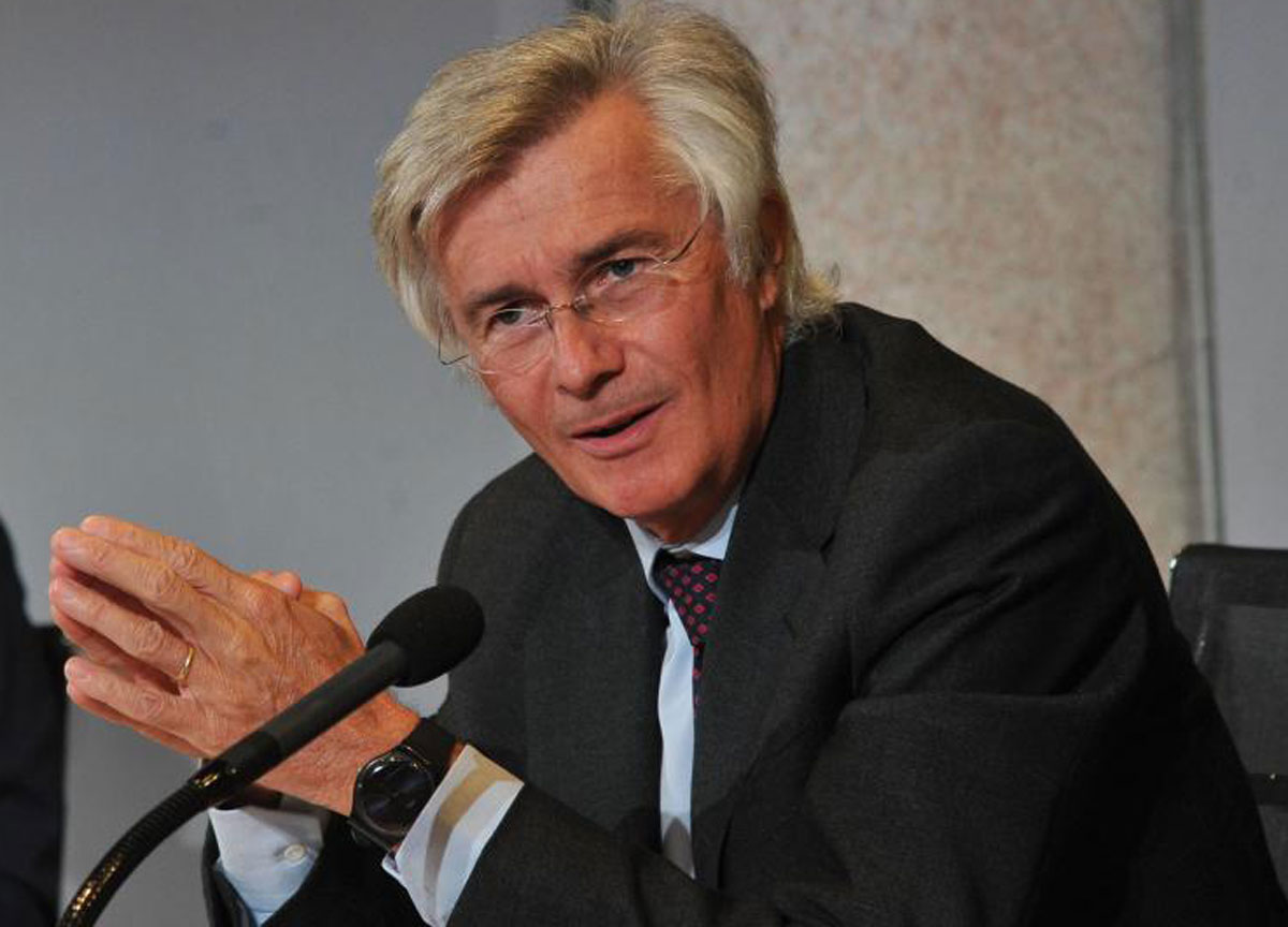 Intesa, boom di utili per Eurizon: 577,7 milioni (+36%) e patrimonio a 432 mld Intesa, boom di utili per Eurizon: 577,7 milioni (+36%) e patrimonio a 432 mld