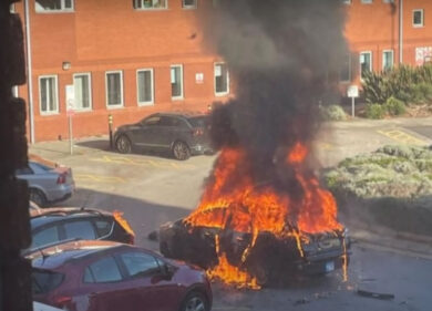 Liverpool, esplode taxi davanti a ospedale: confermato attacco terroristico