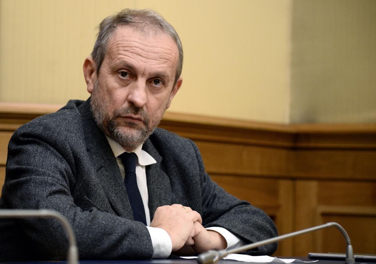 “Obiezioni del Garante sul Pass?”. Esplode in Parlamento la bomba di Affari “Obiezioni del Garante sul Pass?”. Esplode in Parlamento la bomba di Affari