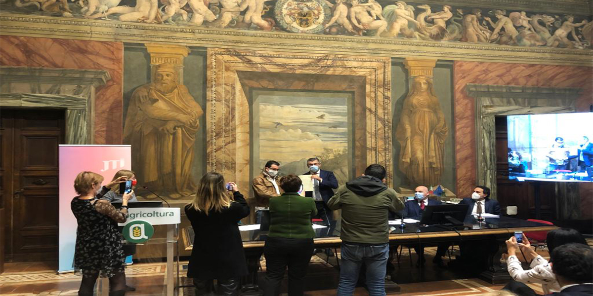JTI e Confagricoltura: premiate imprese femminili, sud e aree interne