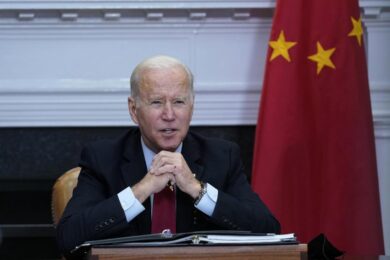 Biden, l’incontro con Xi e la gaffe. Poi chiarisce: “Sosteniamo il Taiwan Act”