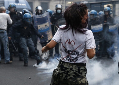 No Green Pass, Digos: 29 perquisizioni a No Vax attivi su Telegram