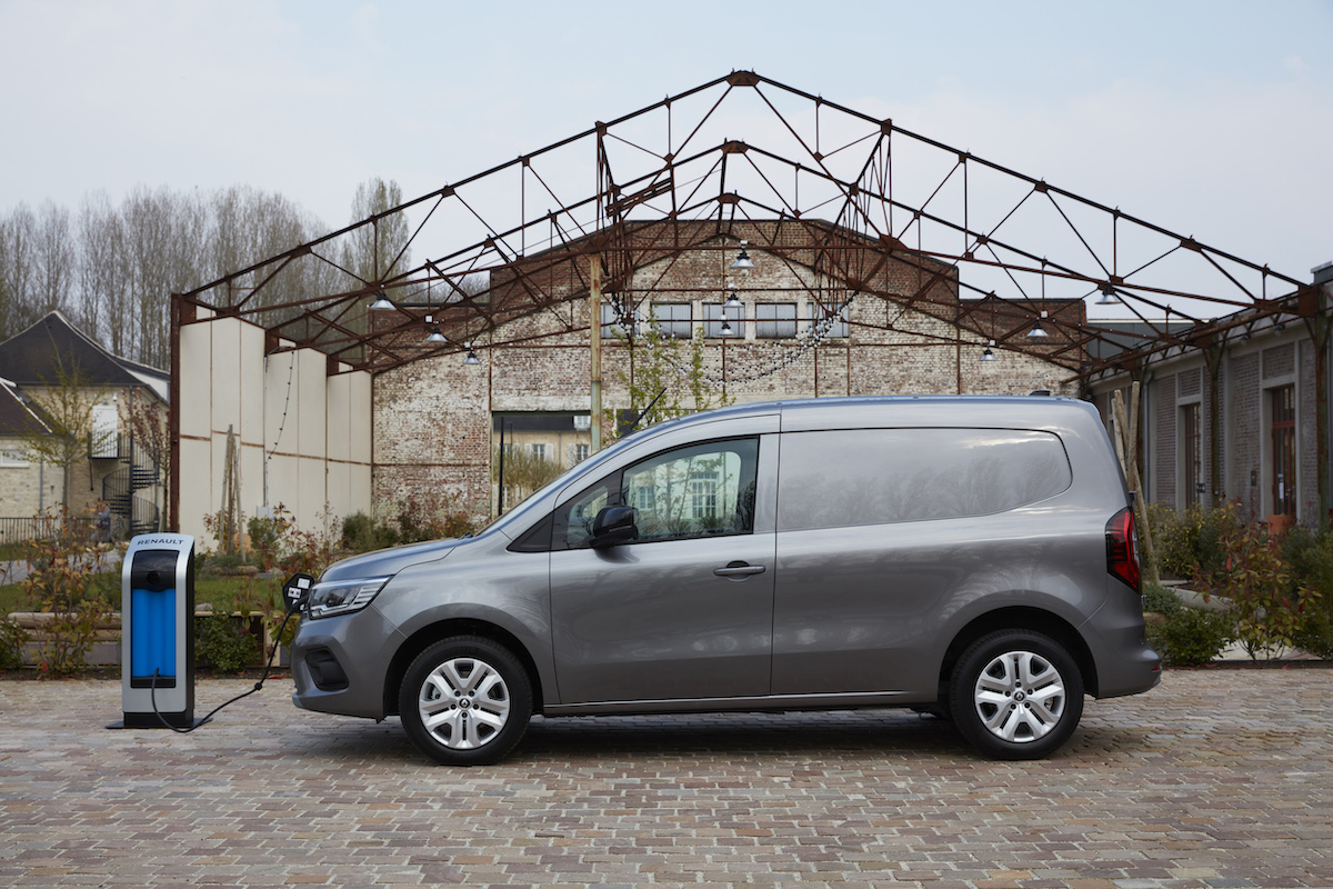 Nuovo Renault Kangoo van è “Van of The Year 2022”