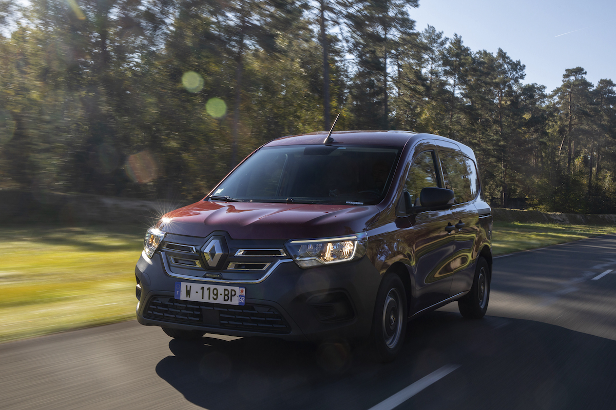 Nuovo Renault Kangoo van è “Van of The Year 2022”