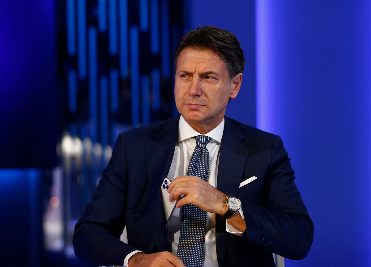 M5s spaccato. Spadafora attacca Conte: “Leader debole, ha fatto troppi errori” M5s spaccato. Spadafora attacca Conte: “Leader debole, ha fatto troppi errori”