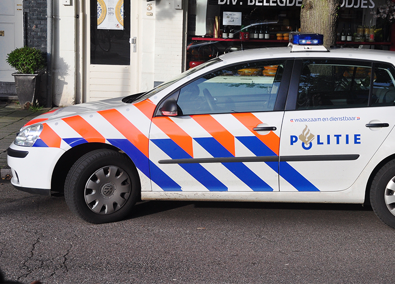 Covid, protesta No Vax a Rotterdam. La polizia spara, 7 feriti tra la folla Covid, protesta No Vax a Rotterdam. La polizia spara, 7 feriti tra la folla
