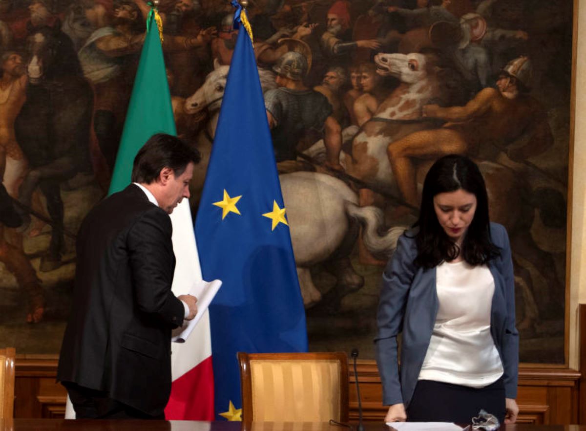 Azzolina prende le distanze da Conte: “Divieto M5s in Rai? Non so quanto dura” Azzolina prende le distanze da Conte: “Divieto M5s in Rai? Non so quanto dura”